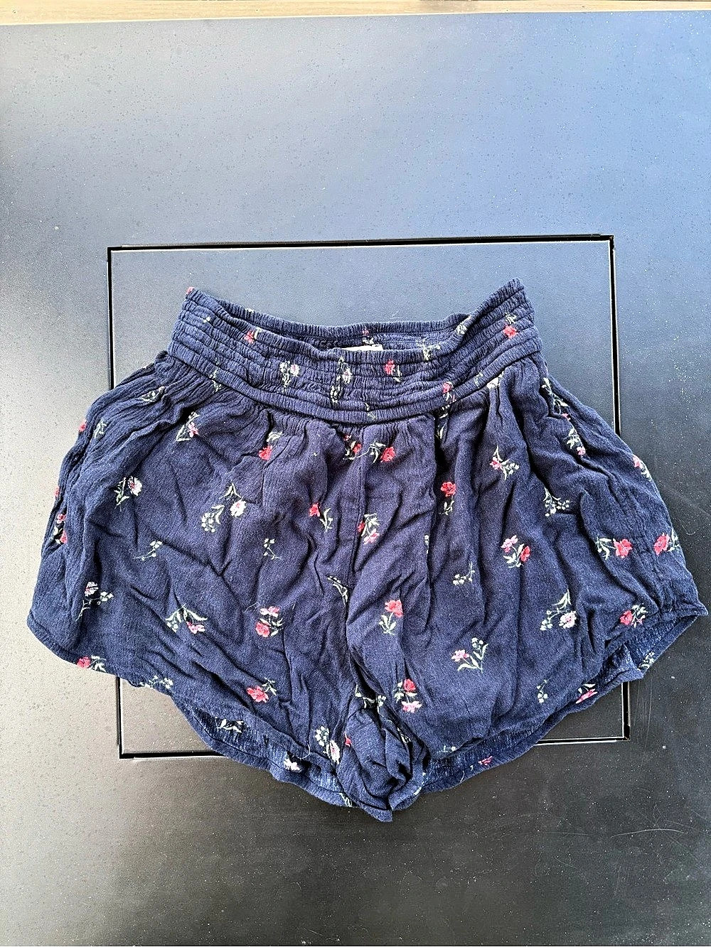 Hollister Floral High Waist Shorts Blue & Pink XS